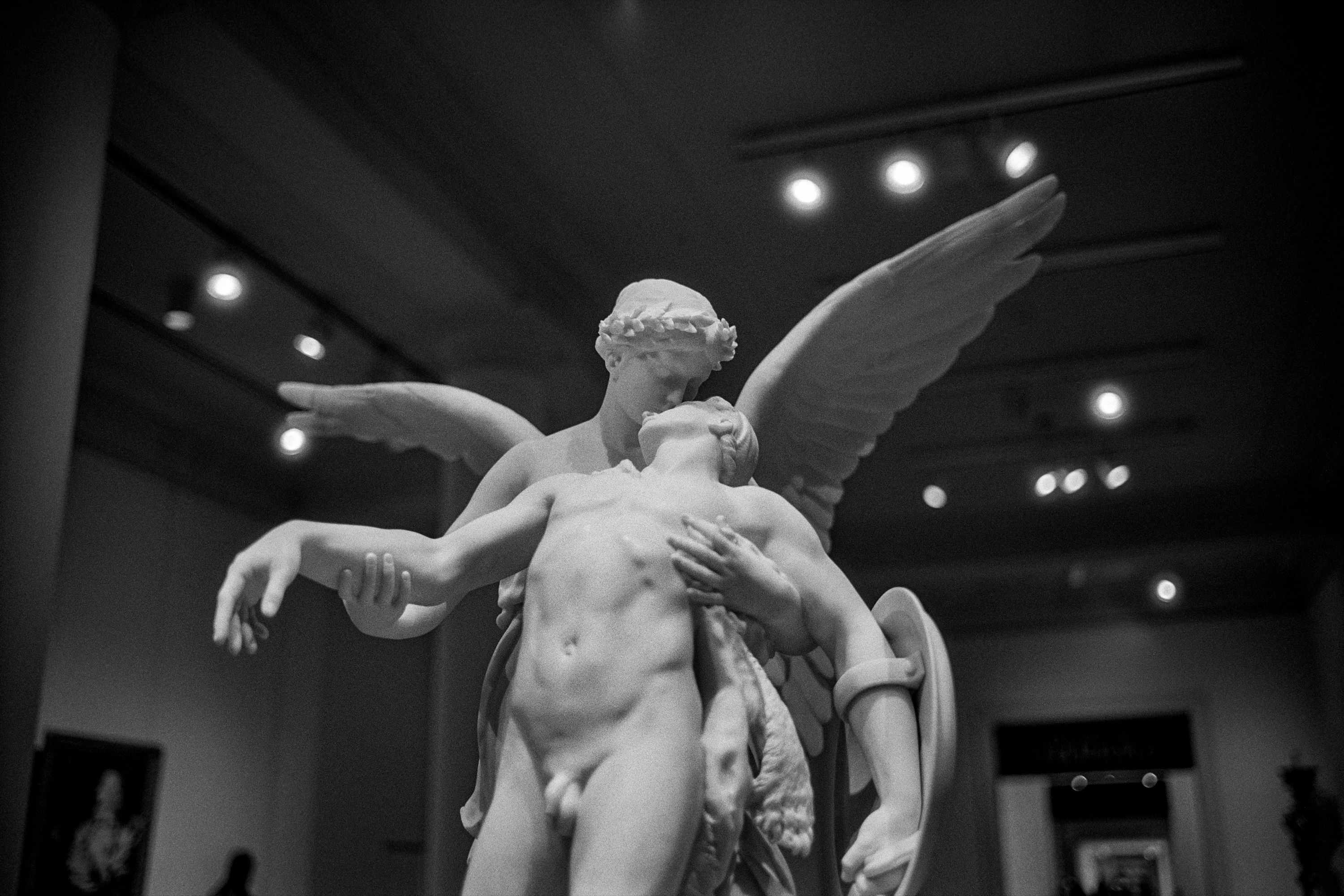 An Hour at the MIA: Cupid and Psyche, marble