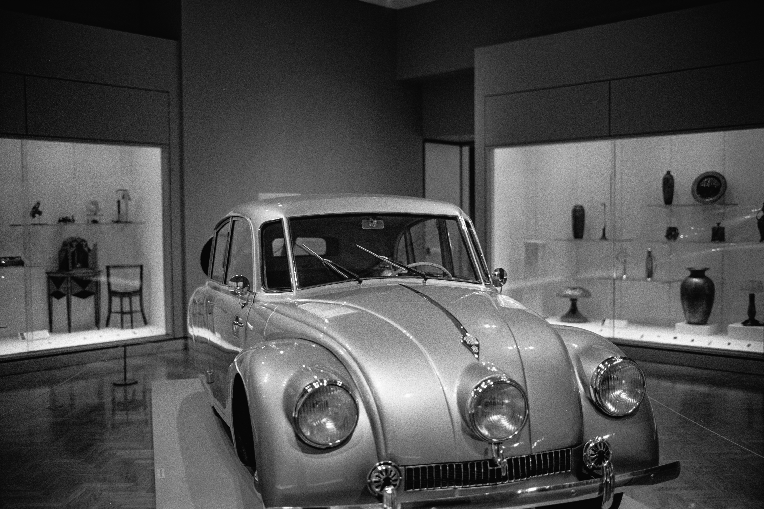 An Hour at the MIA: Tatra in the gallery, wide