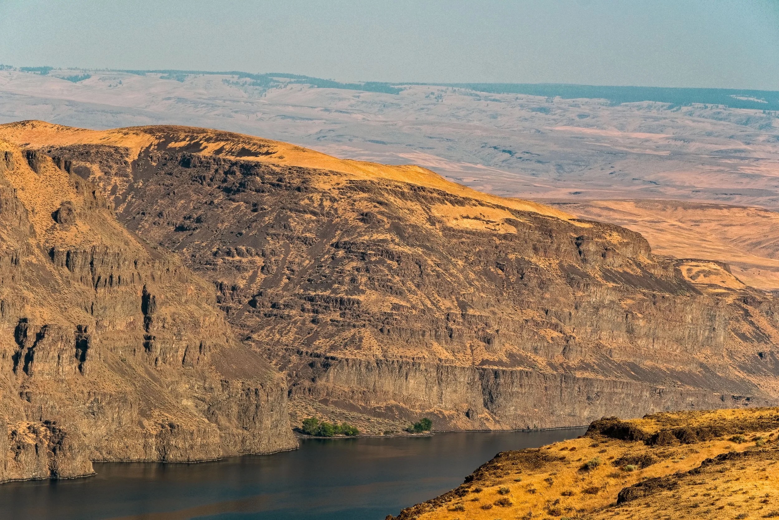 Columbia River canyon